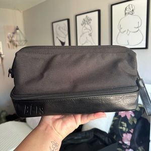 BEIS Dopp Kit In Black
